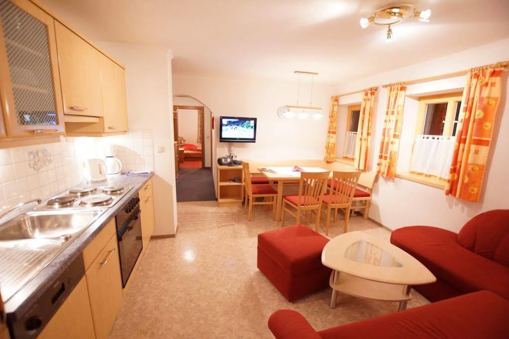 Thomanhof Chalet-Appartement Saalfelden Eksteriør bilde